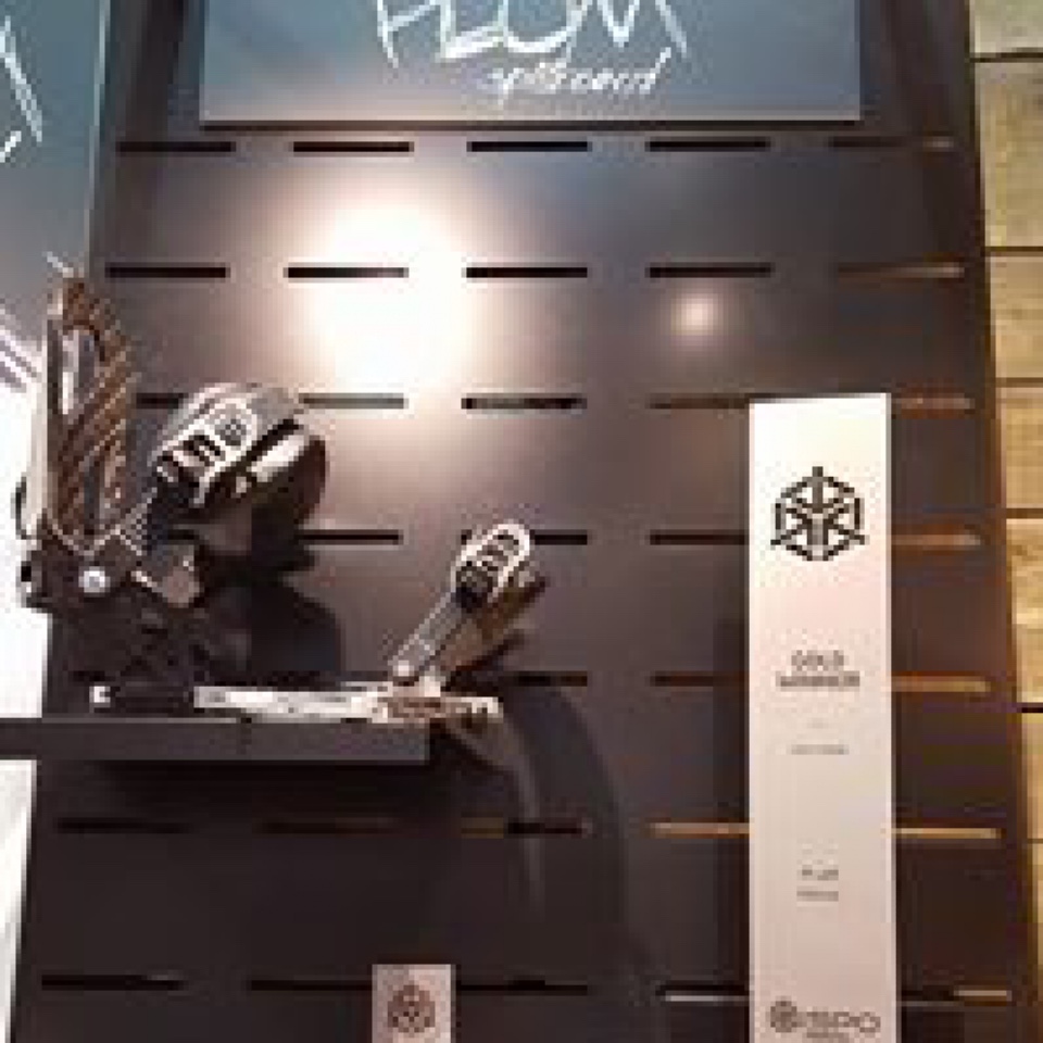Plum ski accessories displays 6