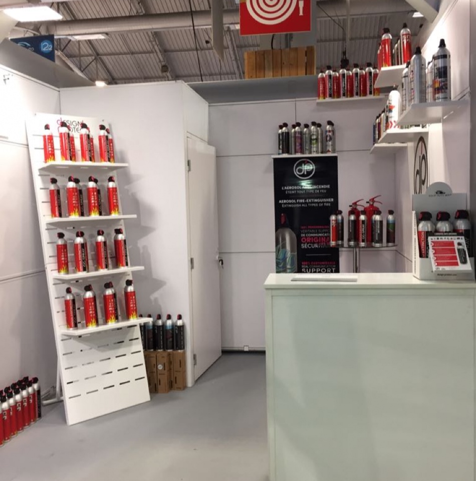 Design Protect fire extinguisher displays 1