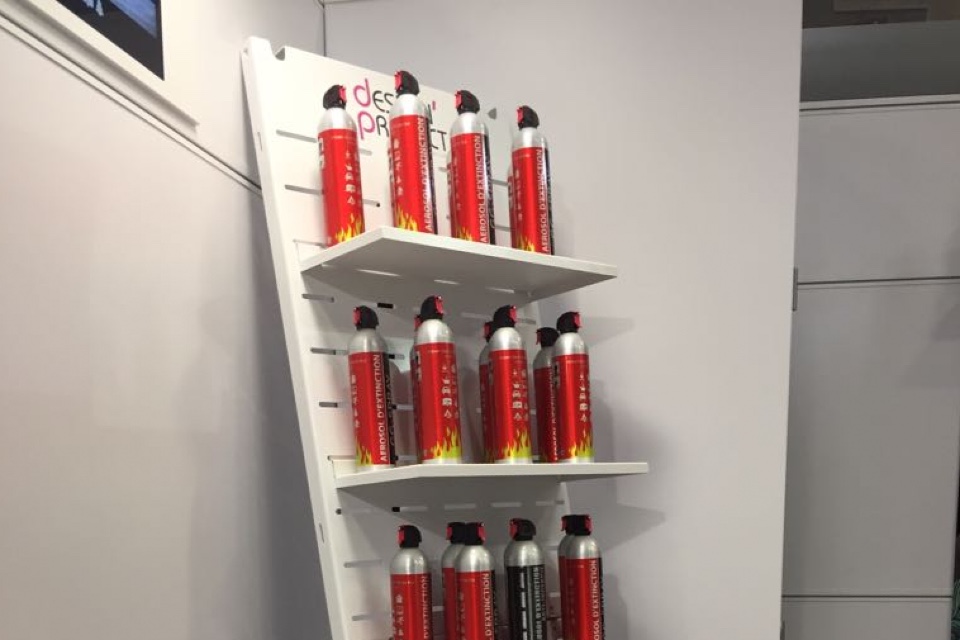 Design Protect fire extinguisher displays