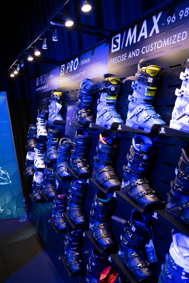 Salomon skis snowboards helmets googles and shoes displays 10
