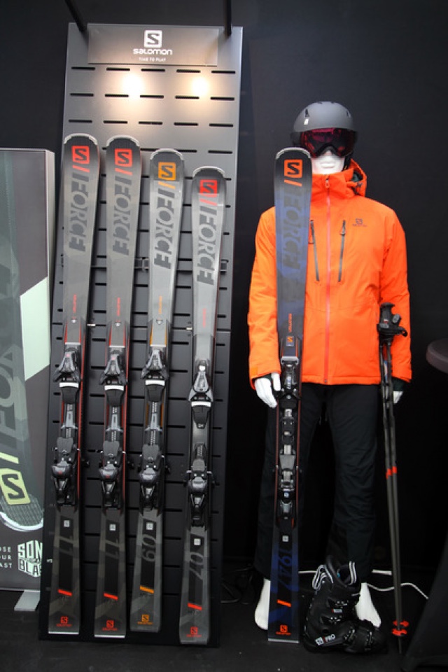 Salomon skis snowboards helmets googles and shoes displays 19