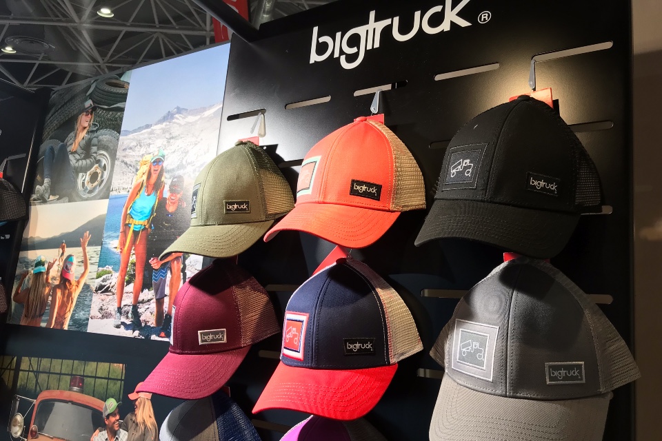 Big Truck cap displays