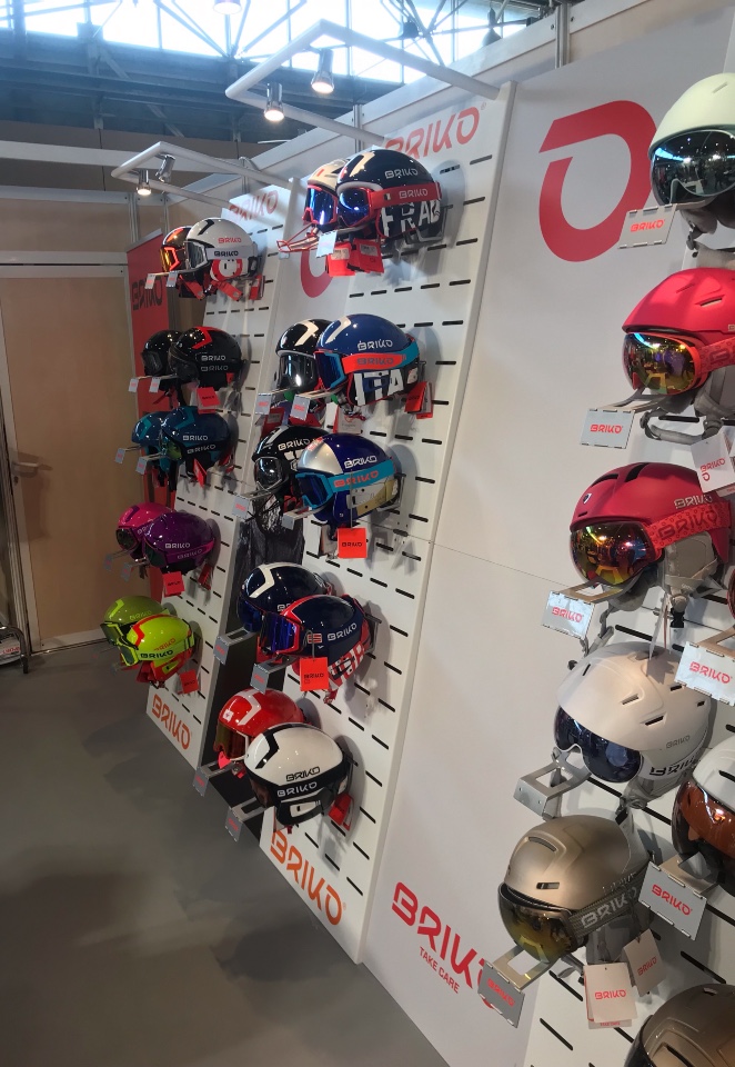Briko helmets displays 1