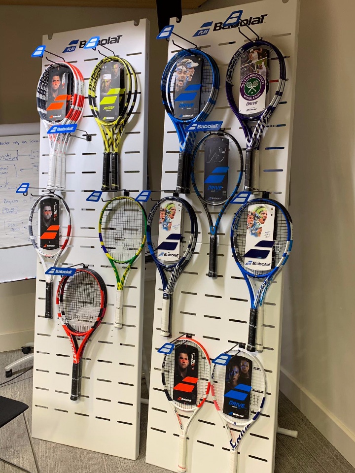 babolat-rackets-shoes-textile-tennis-displays 5