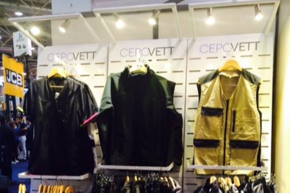 Cepovett textiles displays