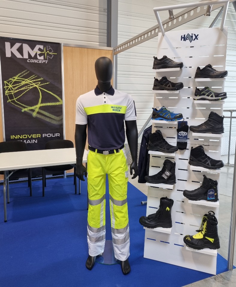 Haix safety shoes display 1