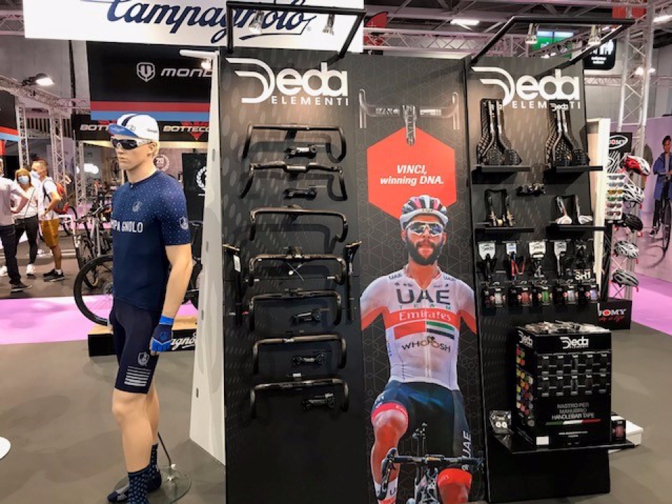 Campagnolo cycle accessories displays 6