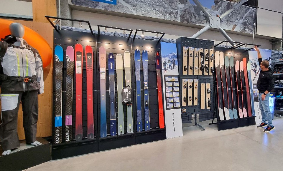 Decathlon Passy's skis have never been installed with so much style ⛷️ !