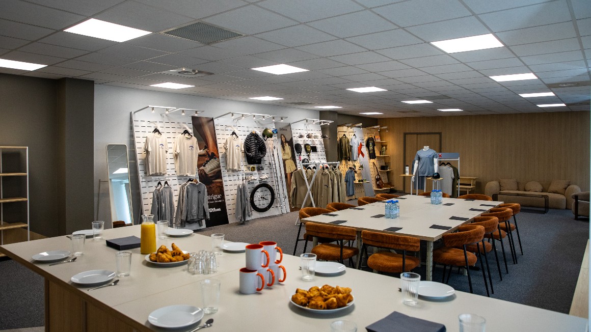 Rent our X.Light Showroom 13